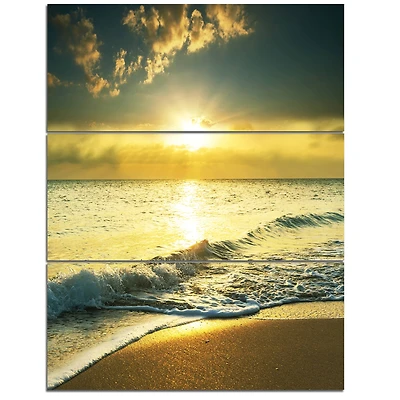 Designart - Yellow Sunlight over Crystal Waters