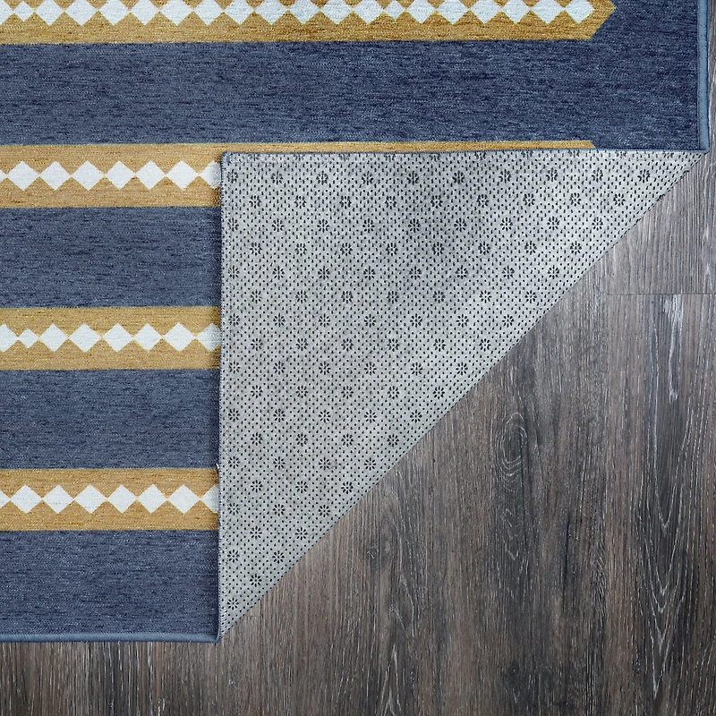 My Magic Carpet Dash & Dot Washable Rug