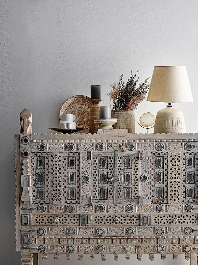 Hello Honey® Natural Agate Decor On Stand (Each One Will Vary)