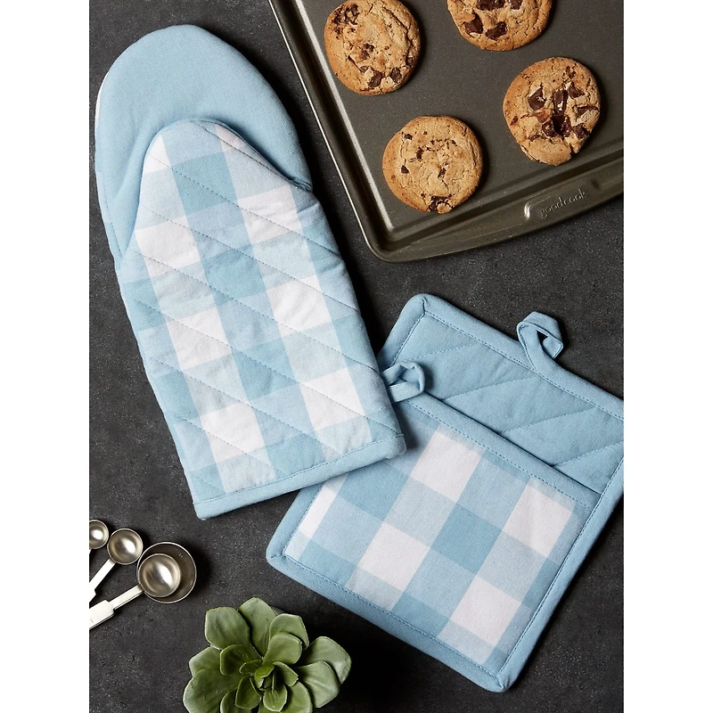 DII® Light Blue Buffalo Check Oven Mitt & Pot Holder Set