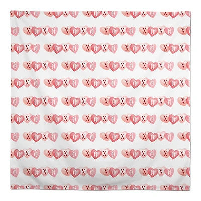 58" XOXO Hearts Pattern Tablecloth