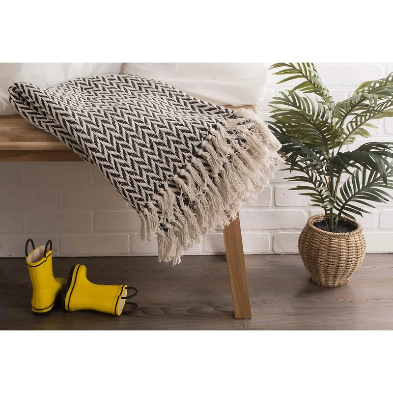 DII® Black Zig-Zag Throw