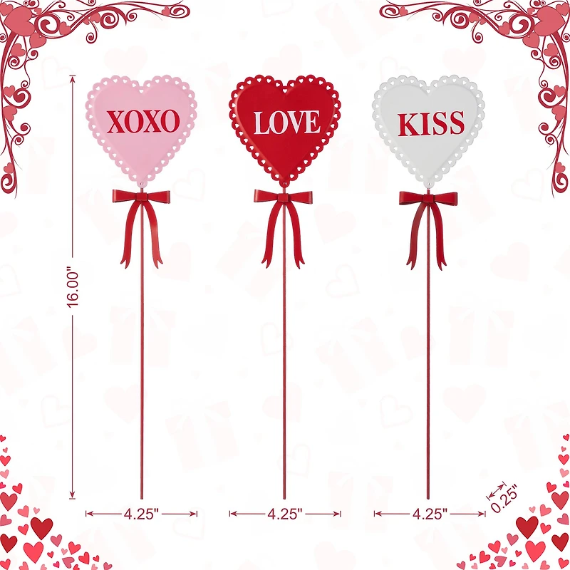 Glitzhome® 16" Valentine's Metal Heart Yard Stake Set