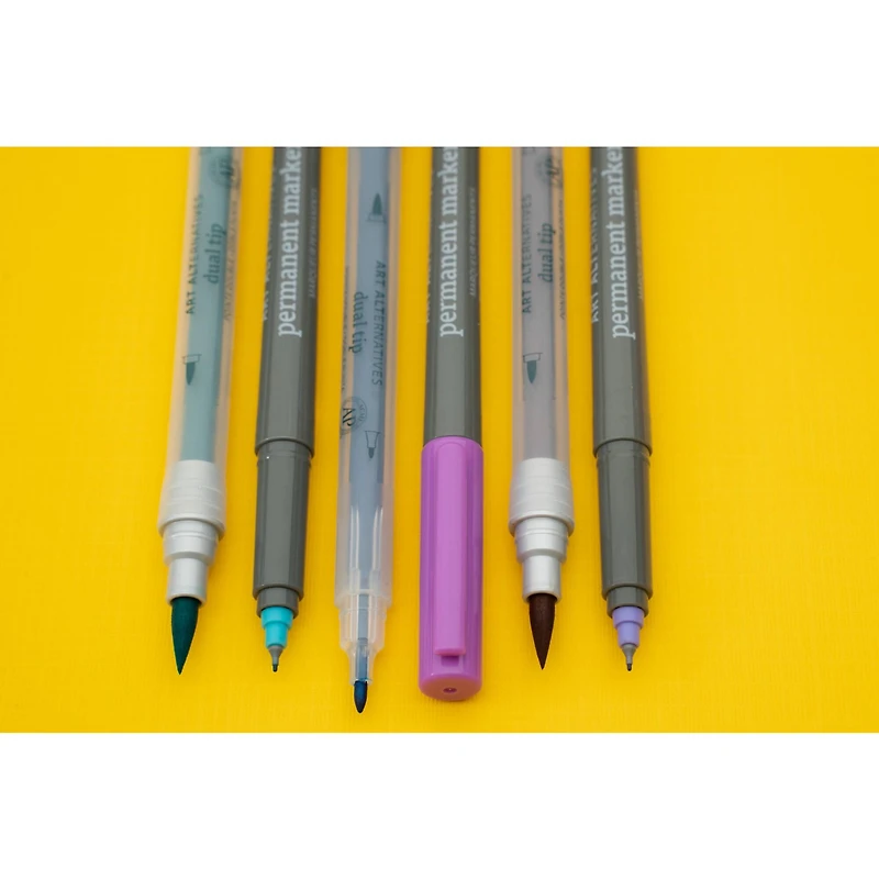 Art Alternatives Gold Fine Permanent Marker Set