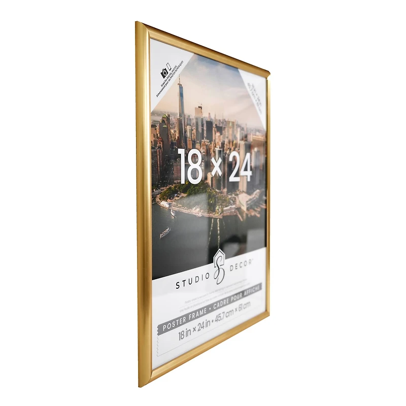 Gold Poster Frame by Studio Décor