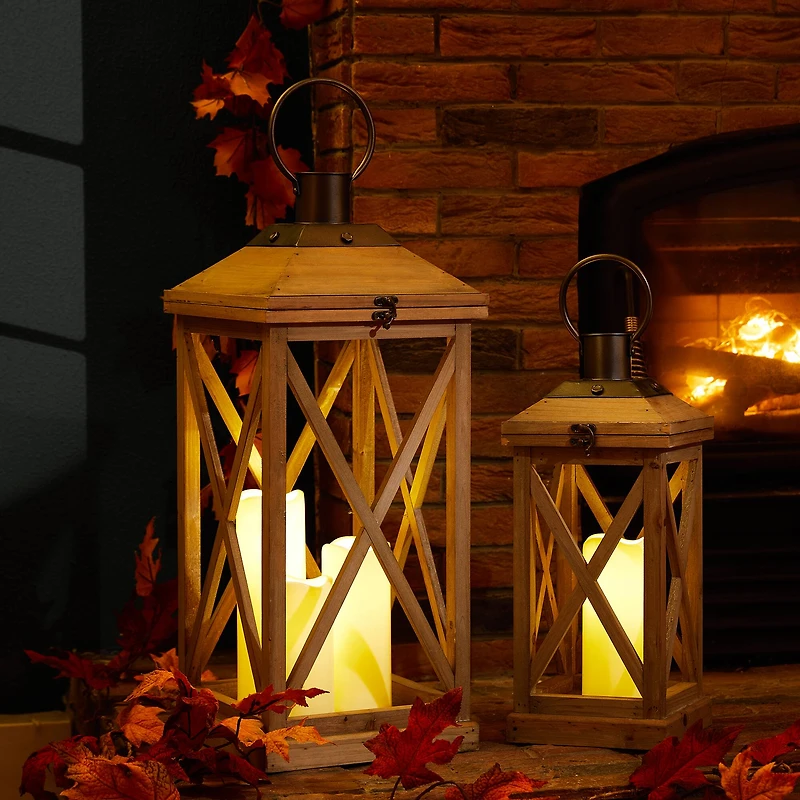 Glitzhome® Brown Wooden Modern Farmhouse Lantern Set