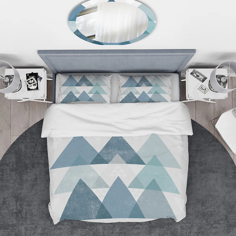 Designart 'minimal Triangles IV Blue' Geometric Bedding Set