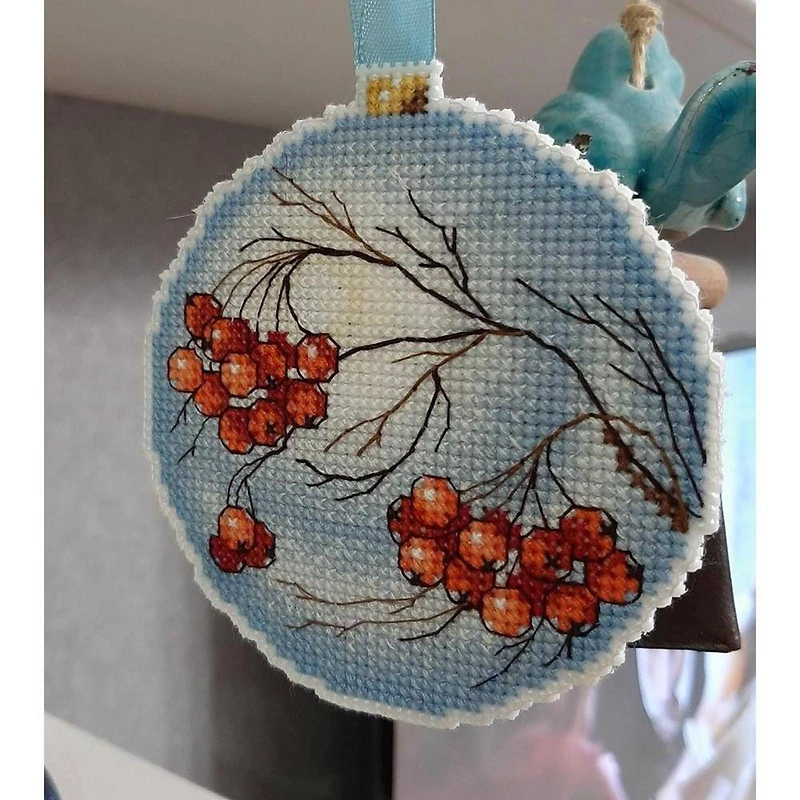 MP Studia Christmas Tree Decoration - Rowan Plastic Canvas Counted Cross Stitch Kit