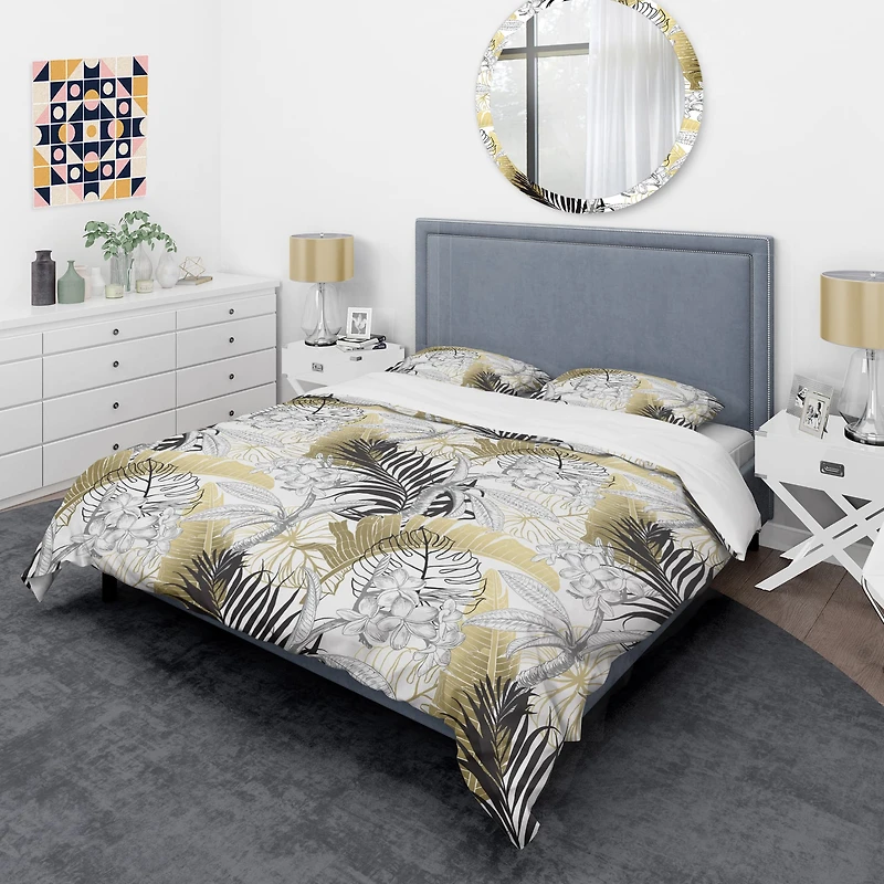Designart 'Golden Tropical Pattern I' Mid-Century Duvet Cover Set