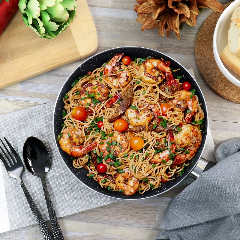 Oster Luneta 9.5" Red Aluminum Nonstick Frying Pan