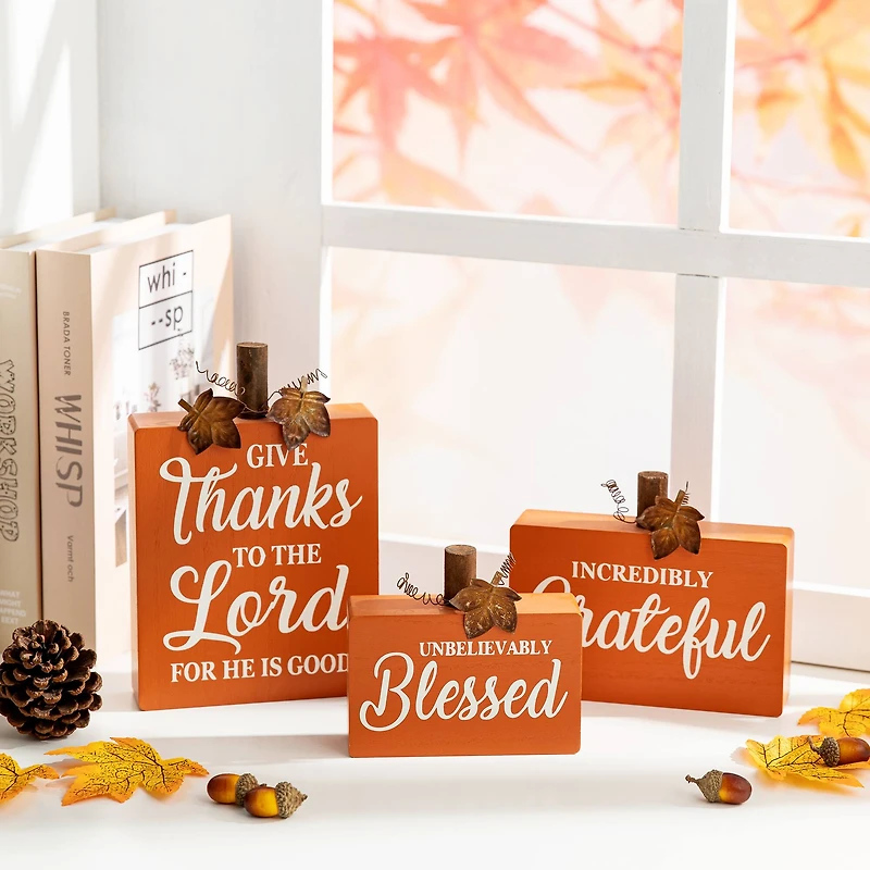 GlitzHome® Fall Wooden Pumpkin Tabletop Sign Set