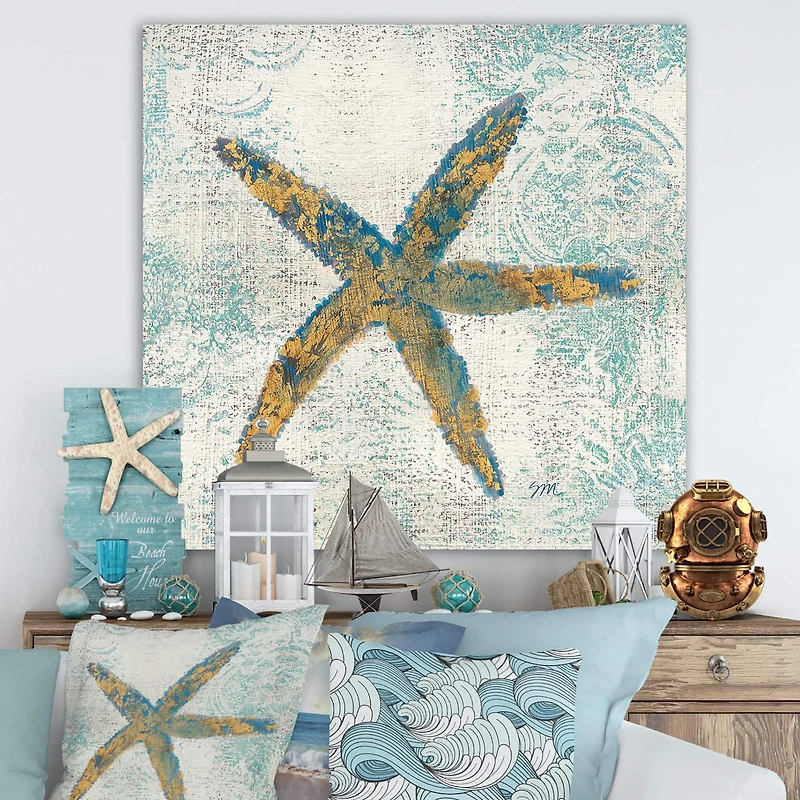 Designart - Coastal Pastel seashells III