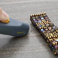 The Beadsmith® Ultra Thread Zap™