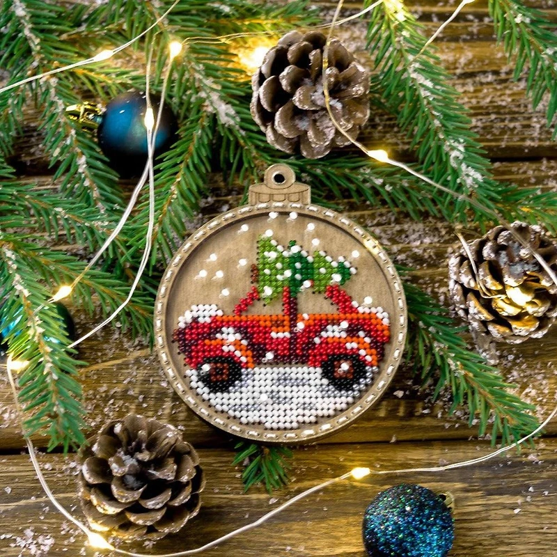 Wonderland Crafts Car with Christmas Tree Bead Embroidery on Wood Ornament Kit