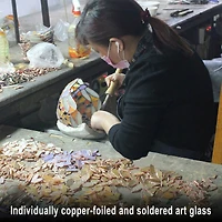 Design Toscano Gladstone Tiffany-Style Stained Glass Window