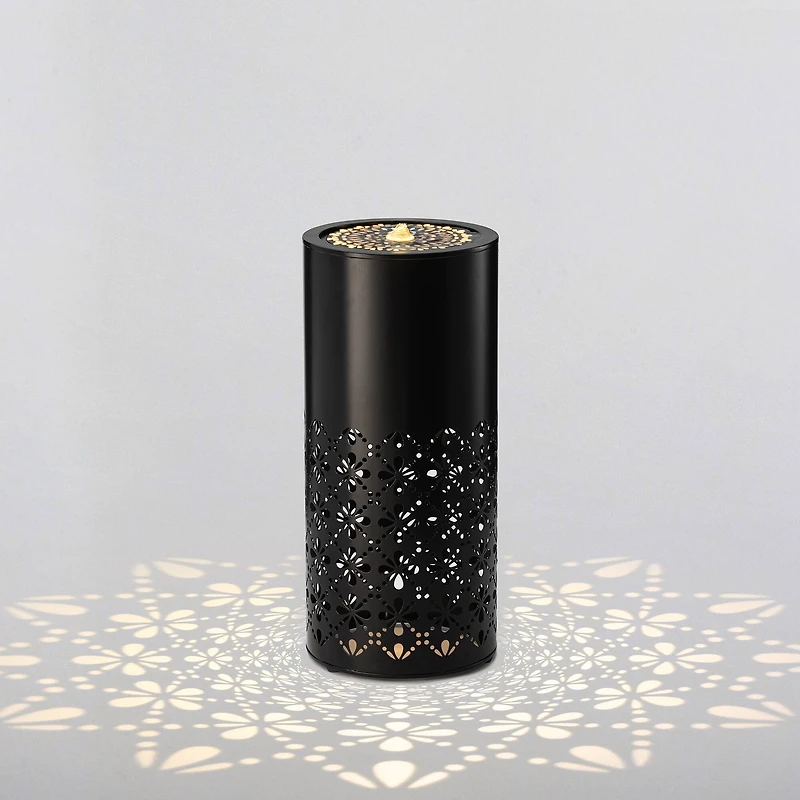 Glitzhome® 23.5" Metal LED Cutout Pattern Outdoor Fountain