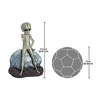 Design Toscano Roswell, the Alien Sculpture