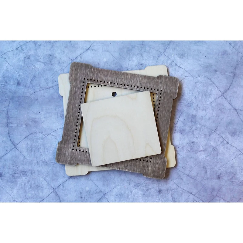 MP Studia OP-263 Brown Square Embroidery Frame