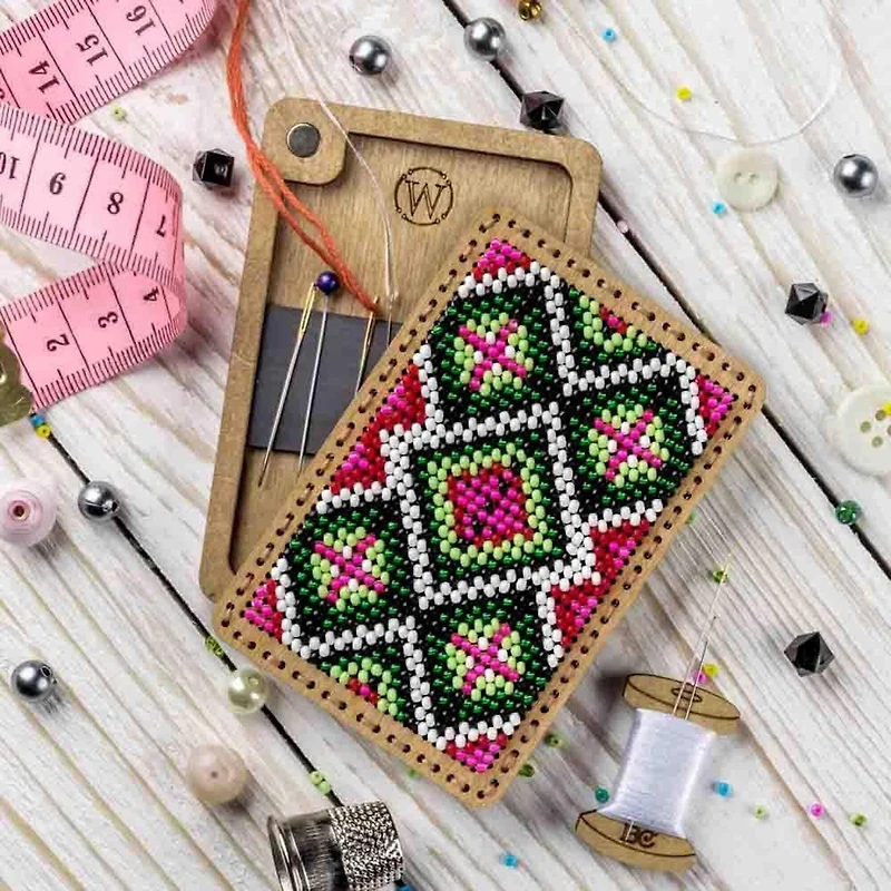 Wonderland Crafts Pink & Green Bead Embroidery Needle Box Kit