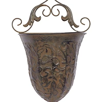 Brown Metal Traditional Planter Set
