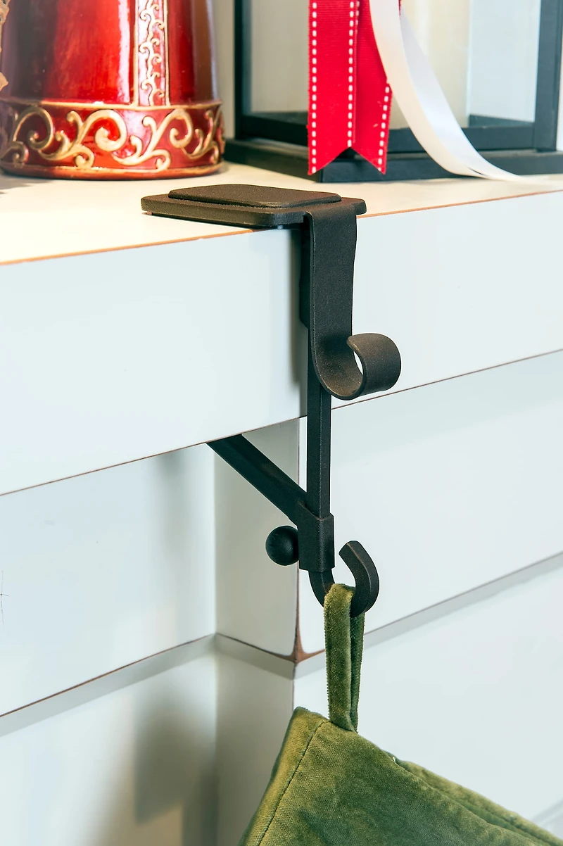 Mantel Garland & Christmas Stocking Holder