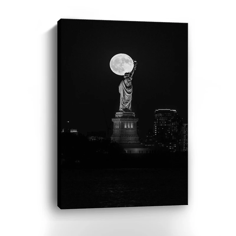 Lumaprints New York Full Moon Giclée Canvas