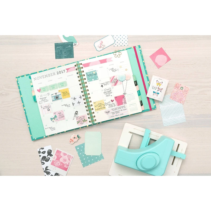 We R Memory Keepers® Square Punch Board