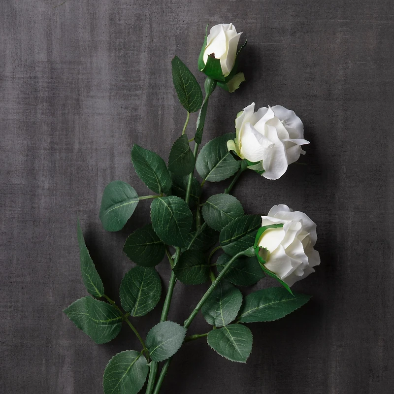 12 Pack: Ivory Sweetheart Rose Spray by Ashland®