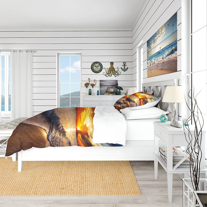 Designart 'Yellow Sunset Through Dark Clouds' BEach Bedding Set - Duvet Cover & Shams