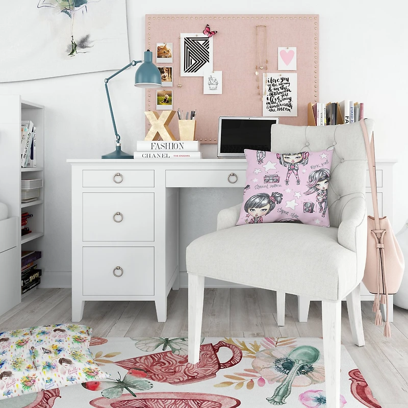 Designart 'Rock Girl Super Star Street Dance' Modern Teen Bedding Set