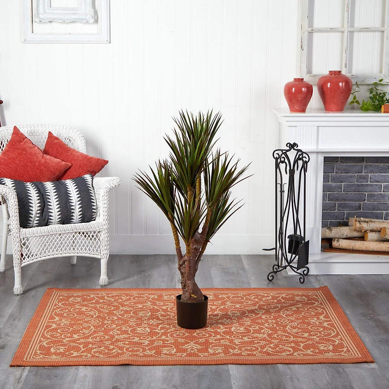 4ft. Potted Yucca Tree