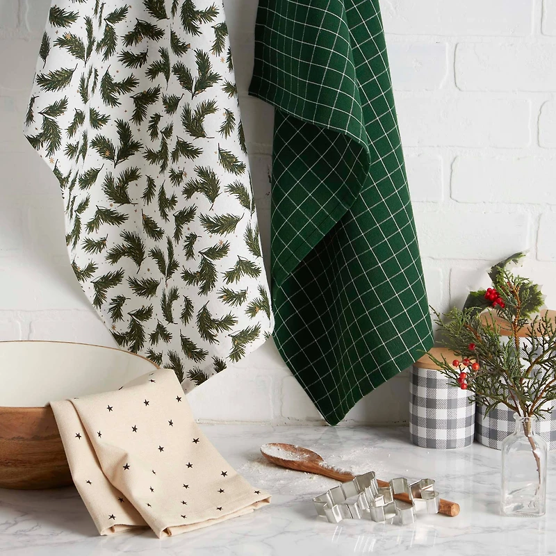 DII® Assorted Holiday Greenery Dishtowel Set