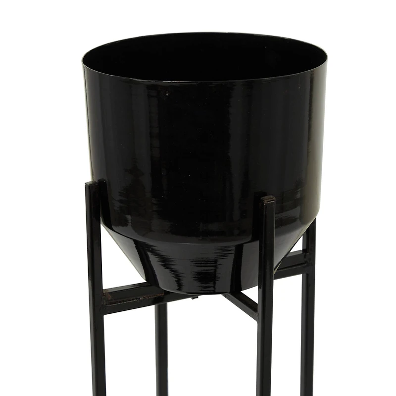 Black Metal Modern Planter, Set of 2" 31", 24"