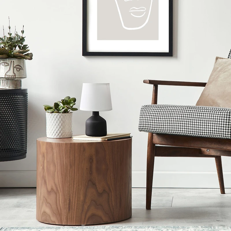 Simple Designs Mini Bocksbeutal Ceramic Table Lamp