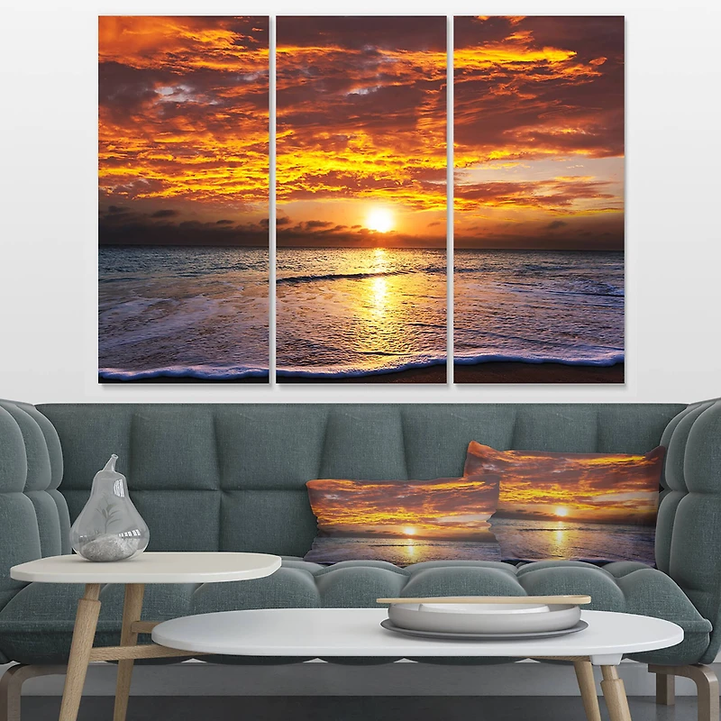 Designart - Yellow Sunset above Foaming Waves