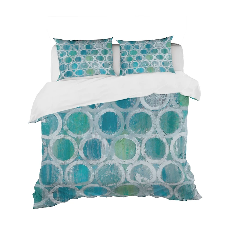 Designart 'Natural Blue Circle' Geometric Bedding Set