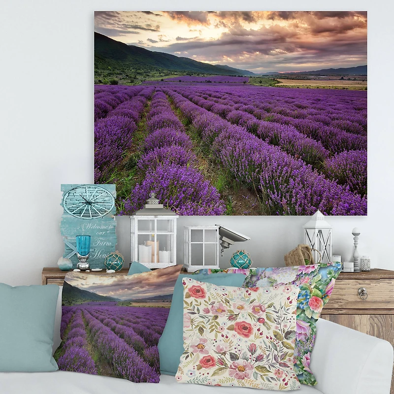 Designart - Lavender Field At Dawn I
