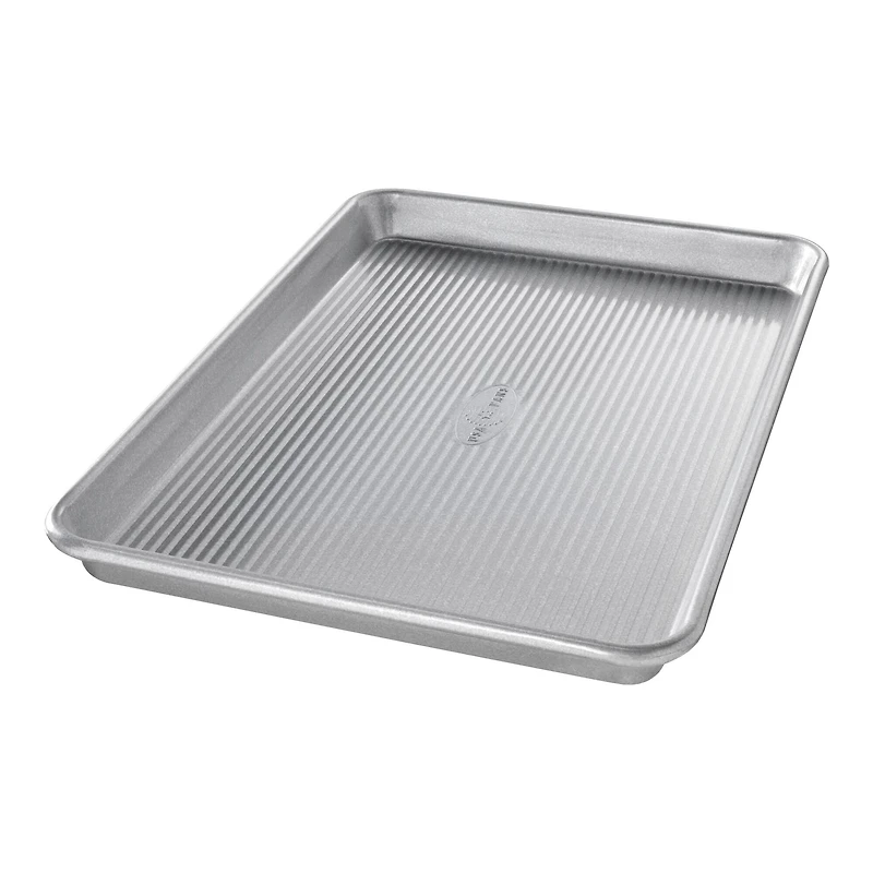 USA Pan® Quarter Sheet Pan