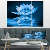 Designart - Blue Water Lily