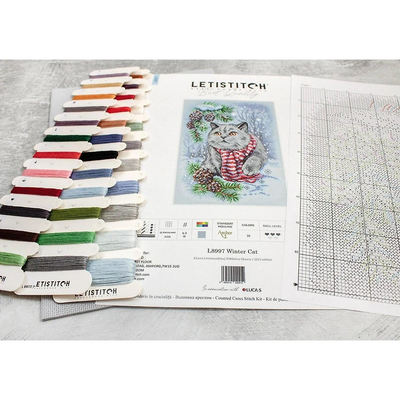 LetiStitch Winter Cat Counted Cross Stitch Kit