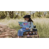 eeBoo World Traveler Pretend & Role Play Activity Set