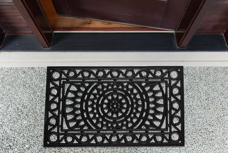 DII® Sun Scroll Rubber Doormat