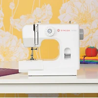 SINGER® M1000 Mending Machine