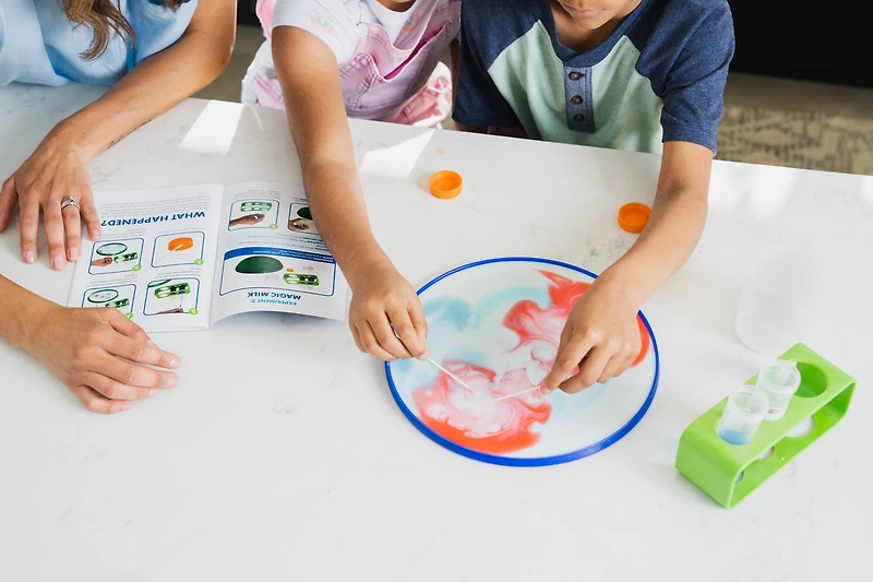 Educational Insights GeoSafari Jr. My First Science Kit