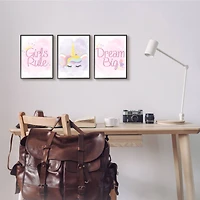 Stupell Industries Girls Rule Dream Big Star Crown Unicorn Framed Wall Art