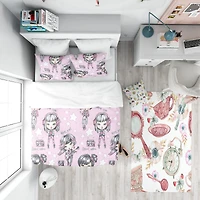 Designart 'Rock Girl Super Star Street Dance' Modern Teen Bedding Set