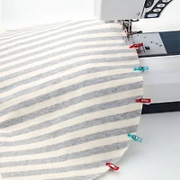 Clover Blue & Red Wonder Clips, 20ct.