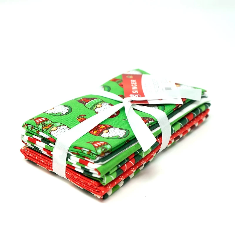 SINGER Christmas Gnome Holiday 5 Piece Fat Quarter Bundle