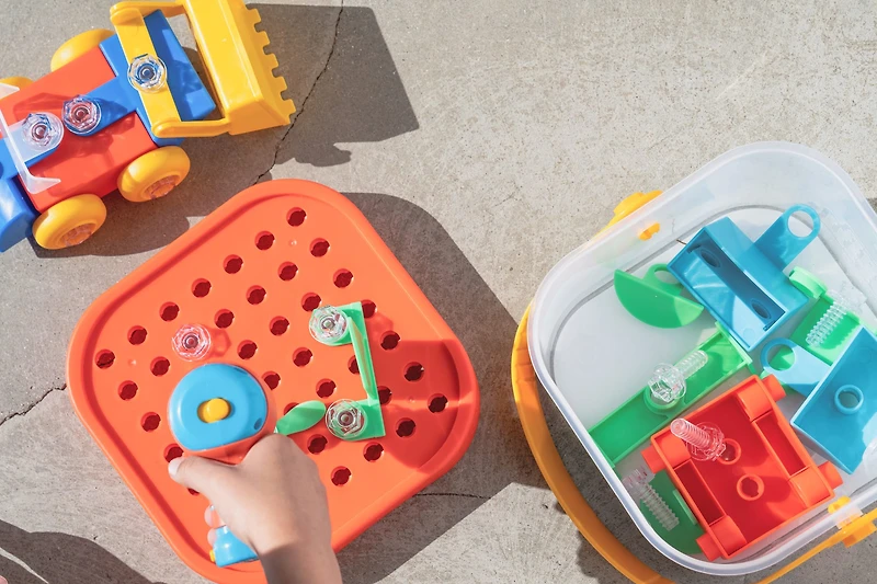 Educational Insights Design & Drill Build-It Bucket