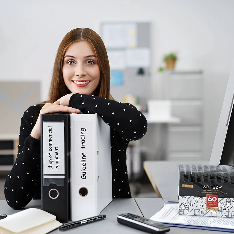 Arteza® Black Fine Tip Permanent Marker Set